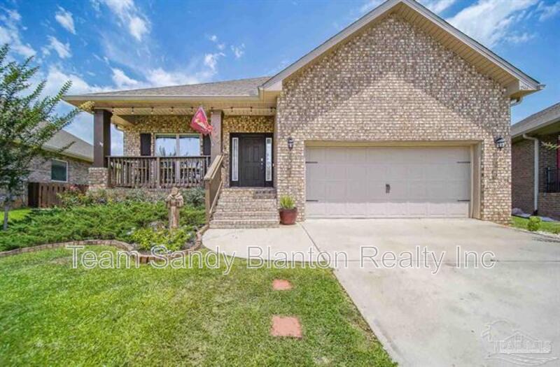 Pace House: 2544 Caldwell Circle