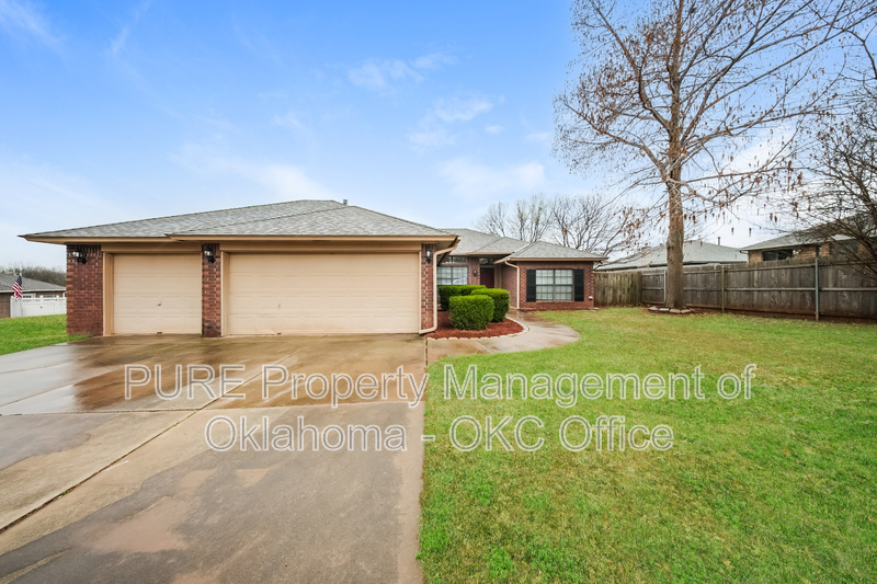Edmond House: 912 NW 172nd Street