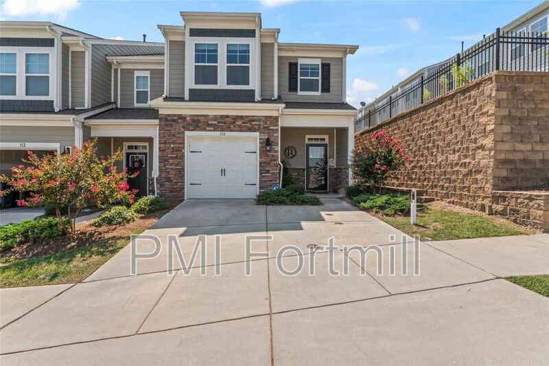 Lake Wylie Townhome: 310 Bulrush Road