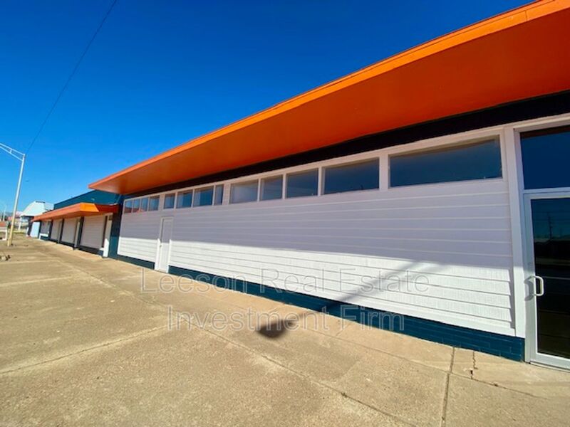 Shreveport House: 218-228 North Market Street