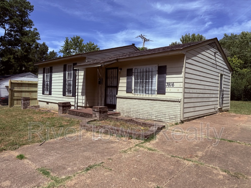 Memphis House: 3816 Tessland Rd