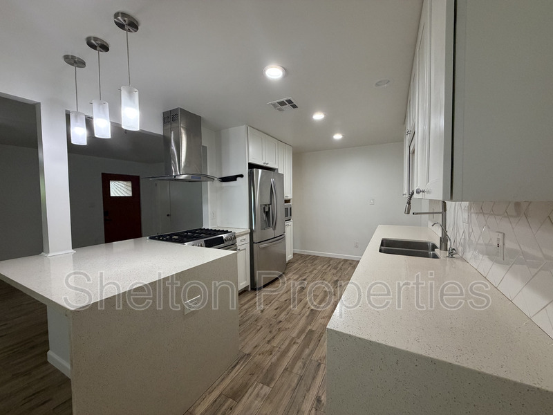 Phoenix House: 2514 E Fairmount Ave