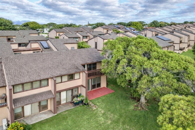 Pearl City Townhome: 98-1421 Kaahumanu Street