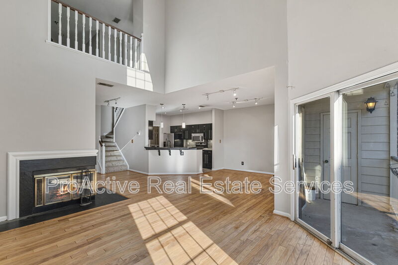 Norfolk Condo: 300 Yarmouth Dr, Unit 338