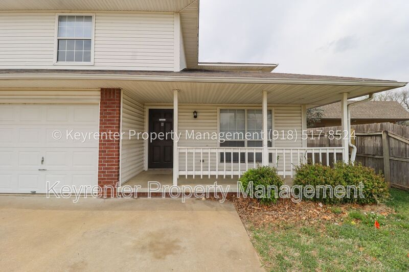 Claremore Condo: 1307 N Willow Dr