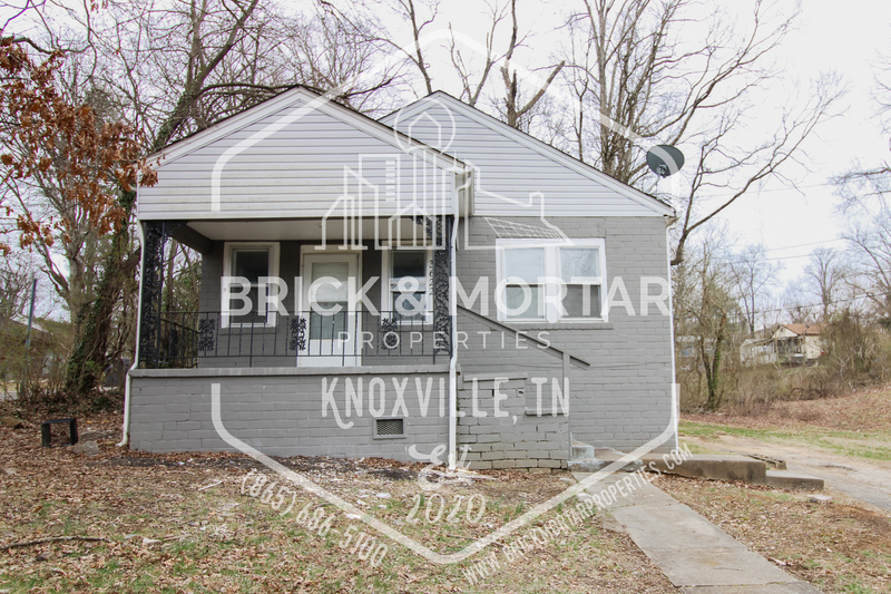 Request a Viewing for 3622 Lilac Avenue Tenant Turner