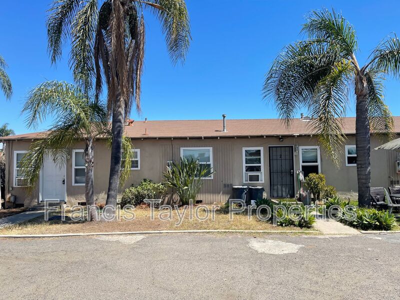 Escondido Condo: 741 S Escondido Blvd