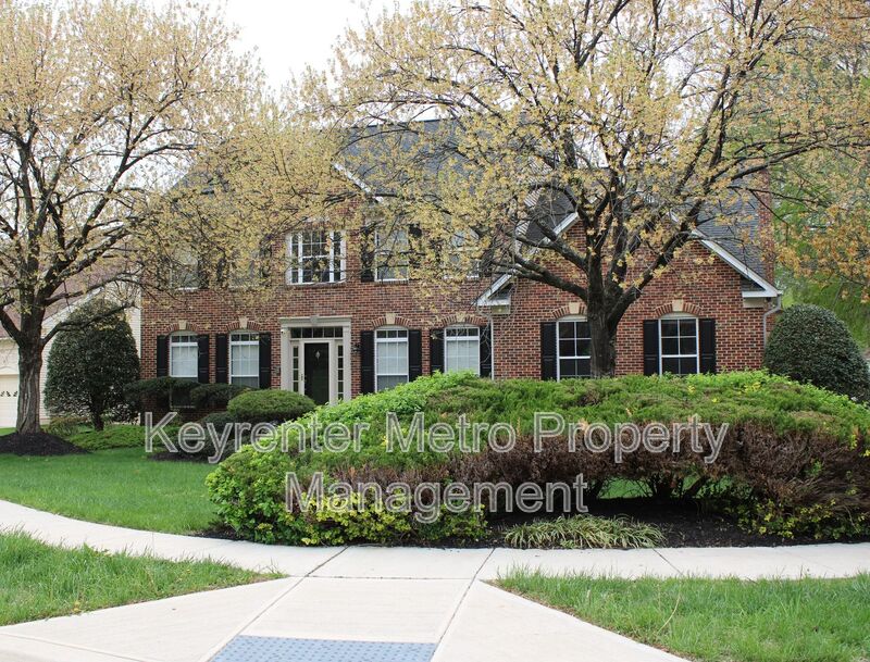 Bowie House: 1614 Albert Drive