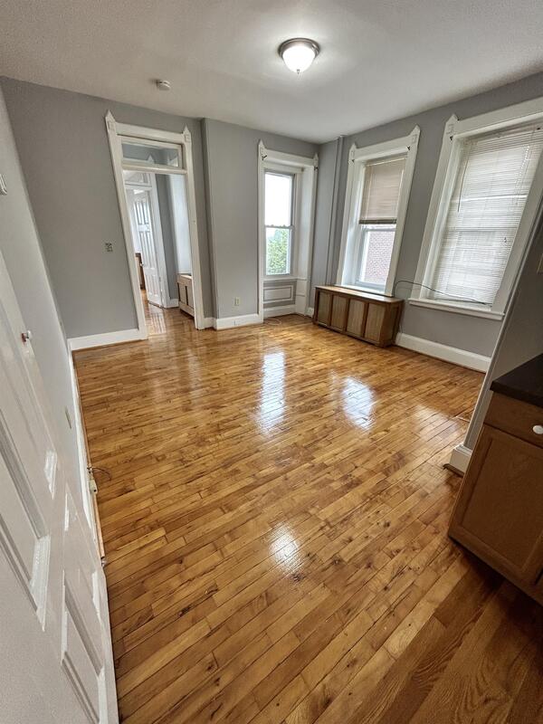 1 Bedroom Apartment – 259 West Baltimore Pike - 4 , Clifton Heights, PA