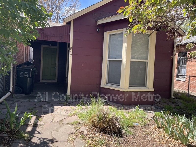 Denver House: 849 Lipan St