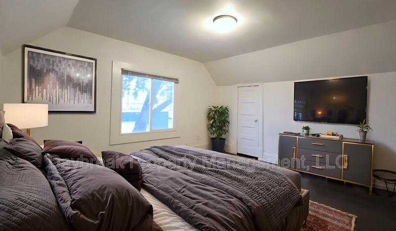 Fargo Condo: 6 11th Street S. - 2