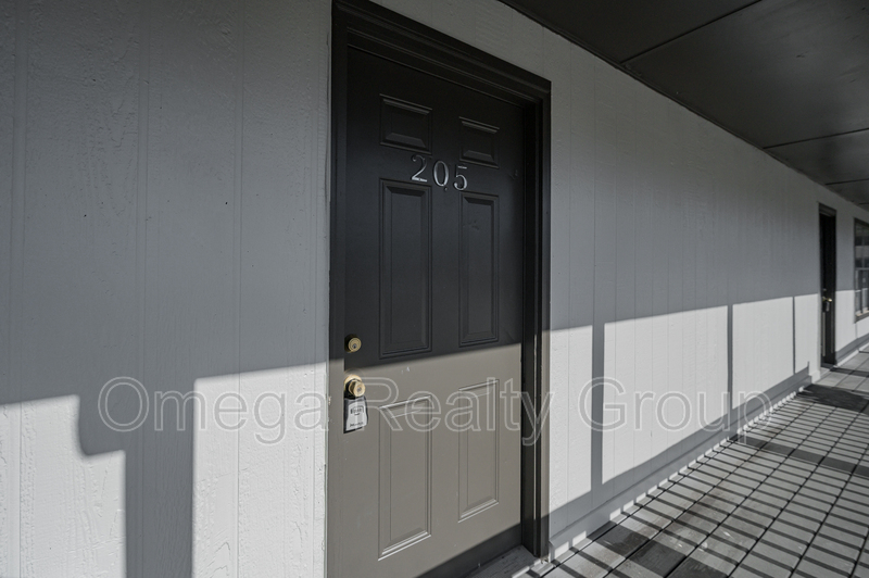 Huntsville Apartment: 3330 Meridian St N