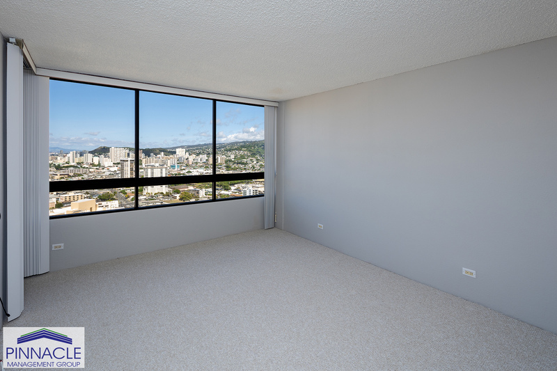 Honolulu Condo: 2499 Kapiolani Blvd. #3004