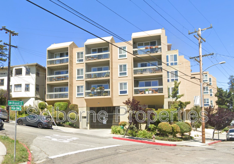 Oakland House: 765 Rand Avenue