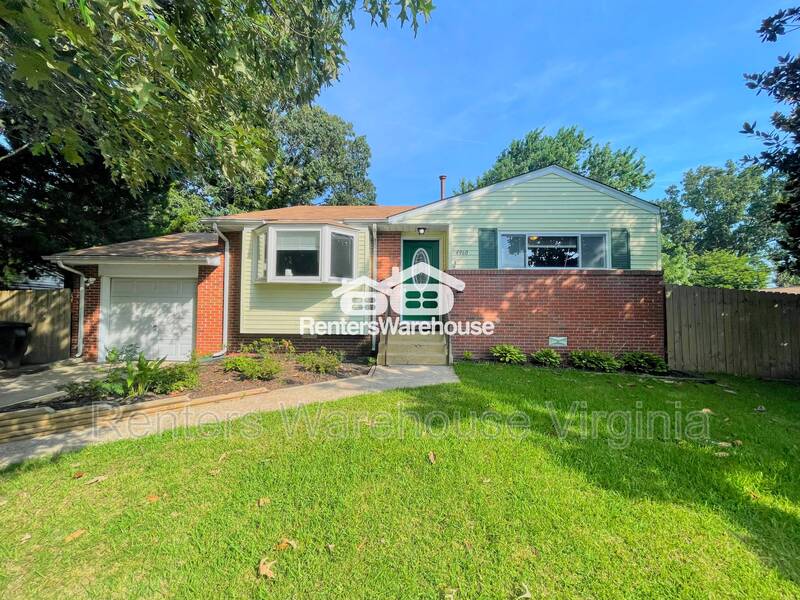 Virginia Beach House: 4960 Clover Street