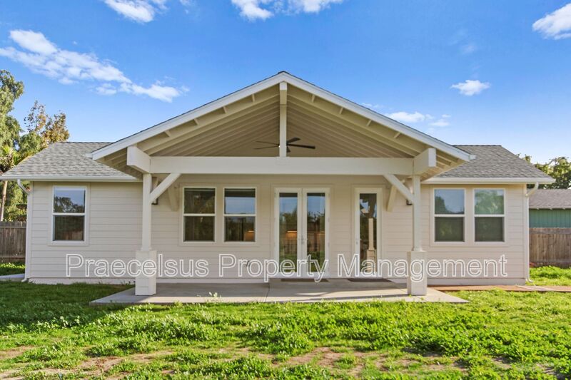 Chula Vista House: 641 Del Mar