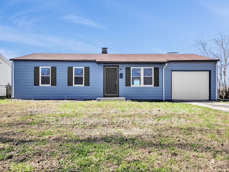 Cahokia House: 60 W Adams Dr