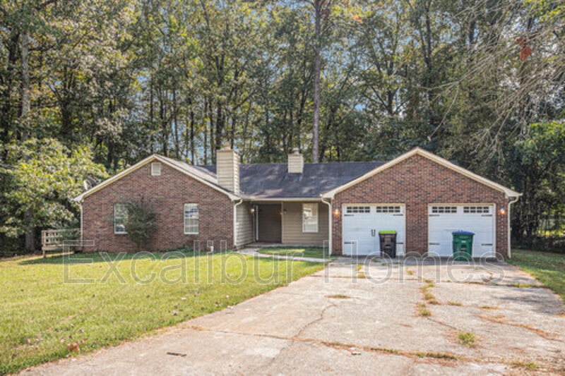 Atlanta House: 5913 Summerglen Lane