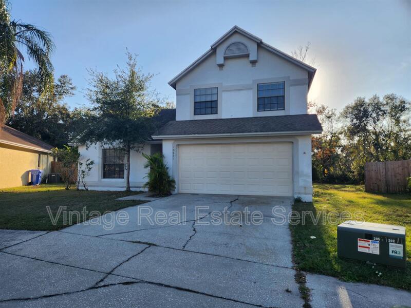 Riverview House: 10821 Kenbrook Dr.