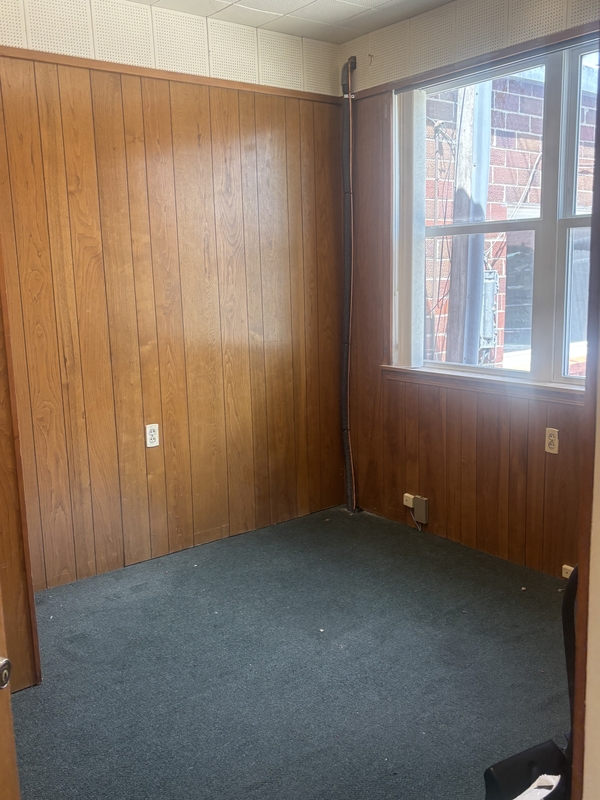 Vinton Condo: 114 East 4th Street - 13