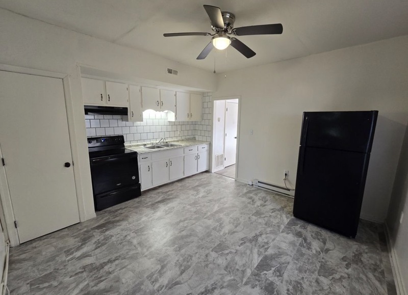 Petersburg Townhome: 663 Pegram St