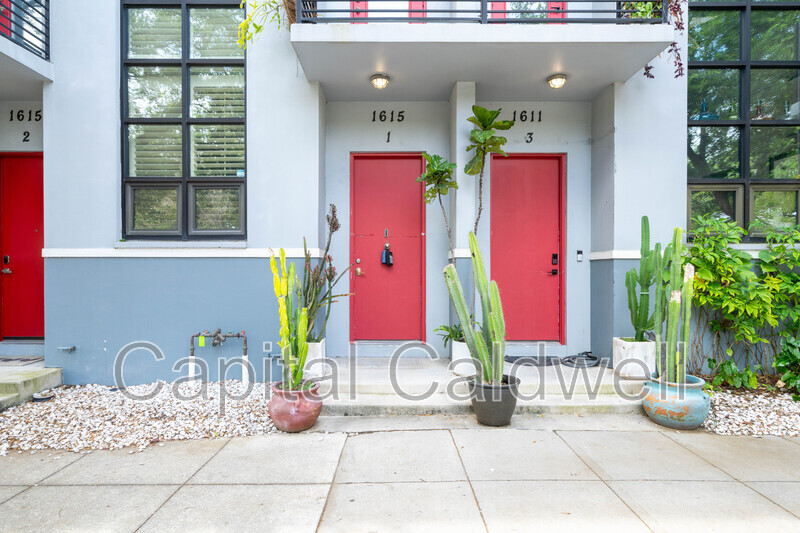 TAMPA Townhome: 1615 E fifth Ave