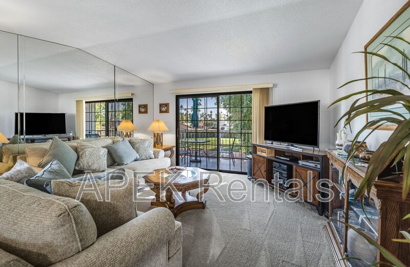 Palm Springs House: 2701 E Mesquite Ave. E-24