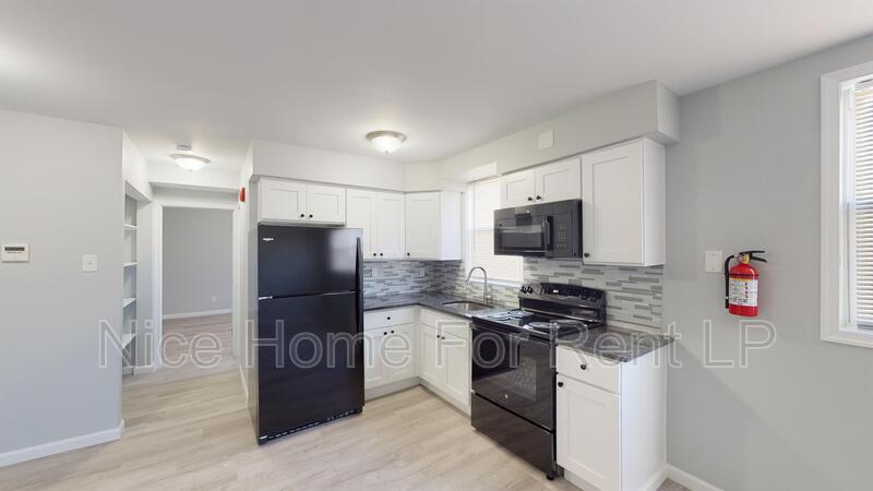 Westville Condo: 910 Gateway Boulevard - B5