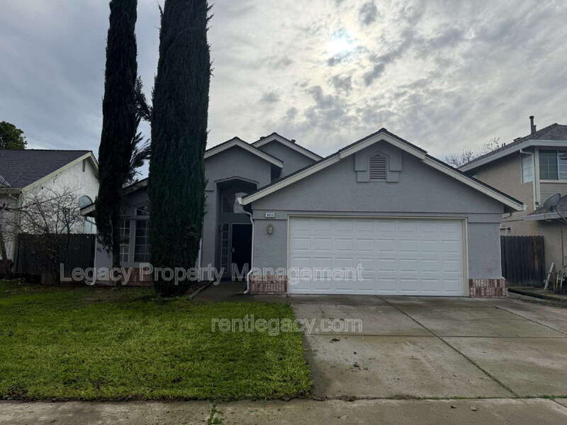 Sacramento House: 8450 Casablanca Way