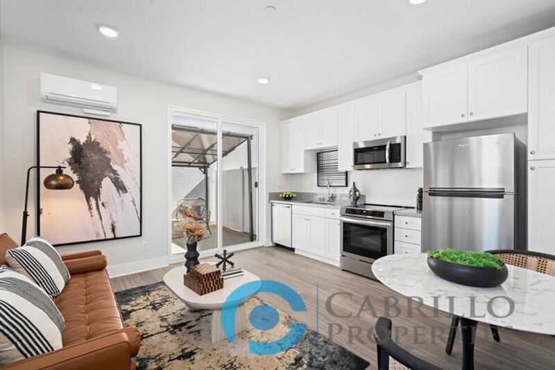 San Diego House: 1646 Neptune Ave