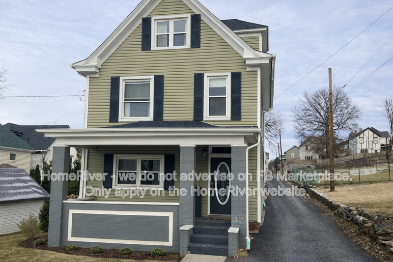 Freedom House: 499 12th St