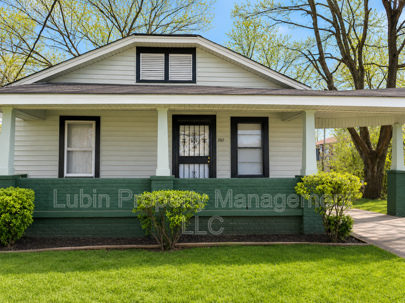 Memphis House: 2527 Calvert Ave