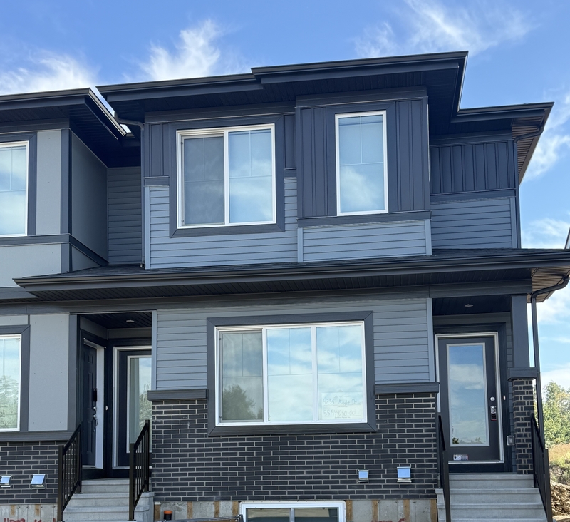 Edmonton House: 4231 Kinglet Drive NW