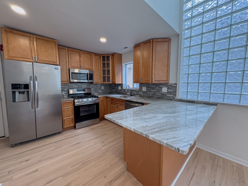 Philadelphia Condo: 2036 Wallace Street - 2/3R