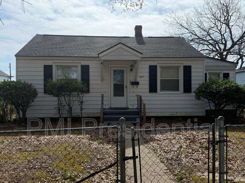 Richmond House: 1607 Peter Paul Boulevard