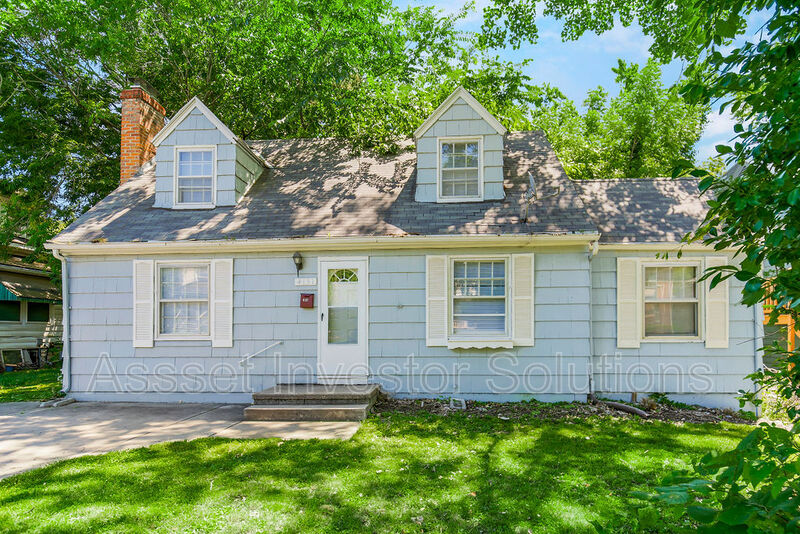 Kansas City House: 4131 Eaton St