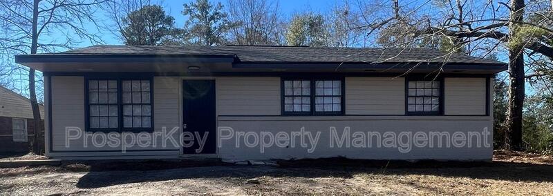 Columbus House: 1519 Baker St