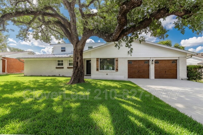 San Antonio House: 11210 Cedar Elm Dr