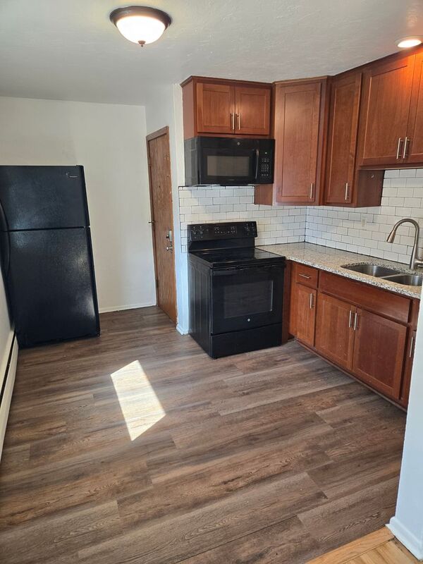 North Brooklyn center Condo: 4204 Lake Breeze Ave