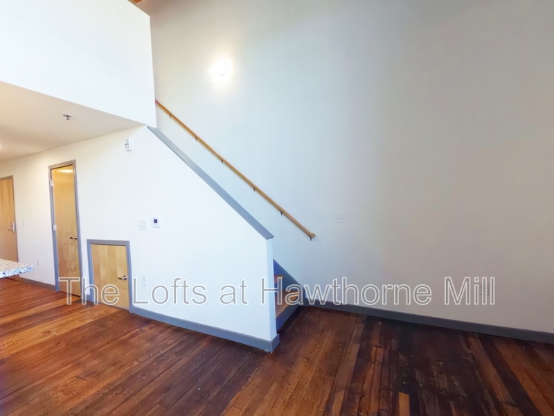 Charlotte Condo: 1101 Hawthorne Lane