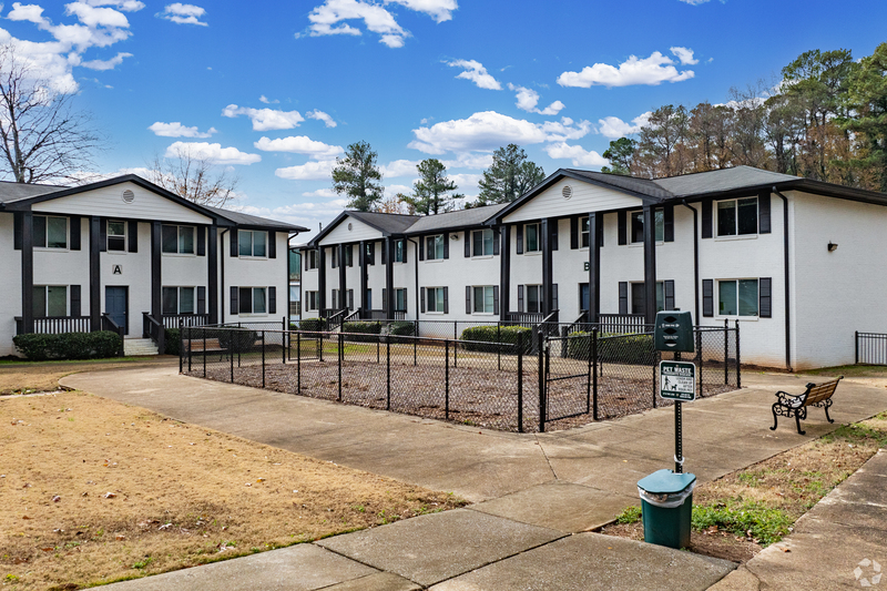 Mableton Condo: 1204 Veterans Memorial Hwy SW