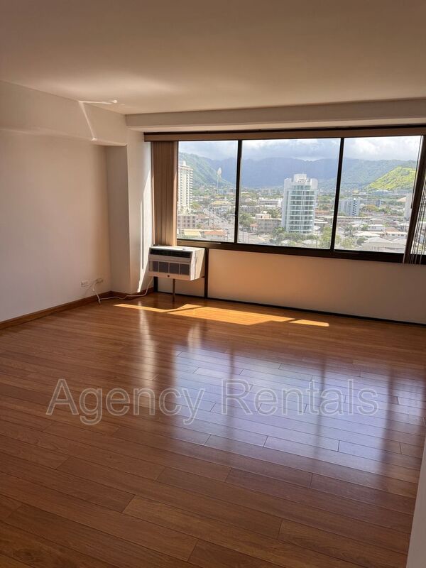 Honolulu Condo: 2333 Kapiolani Boulevard