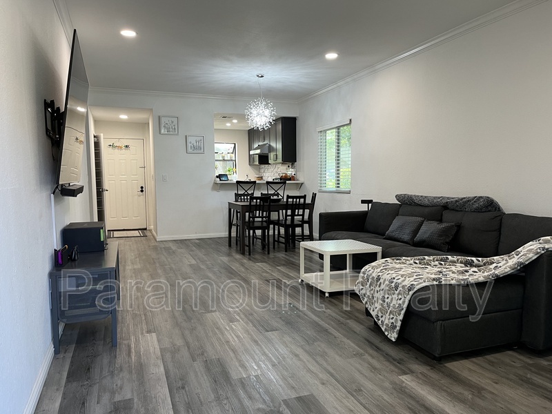 Santa Clara Condo: 1400 Bowe Ave.