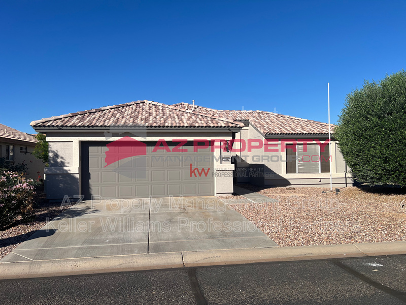Goodyear House: 2994 N 147th Ln