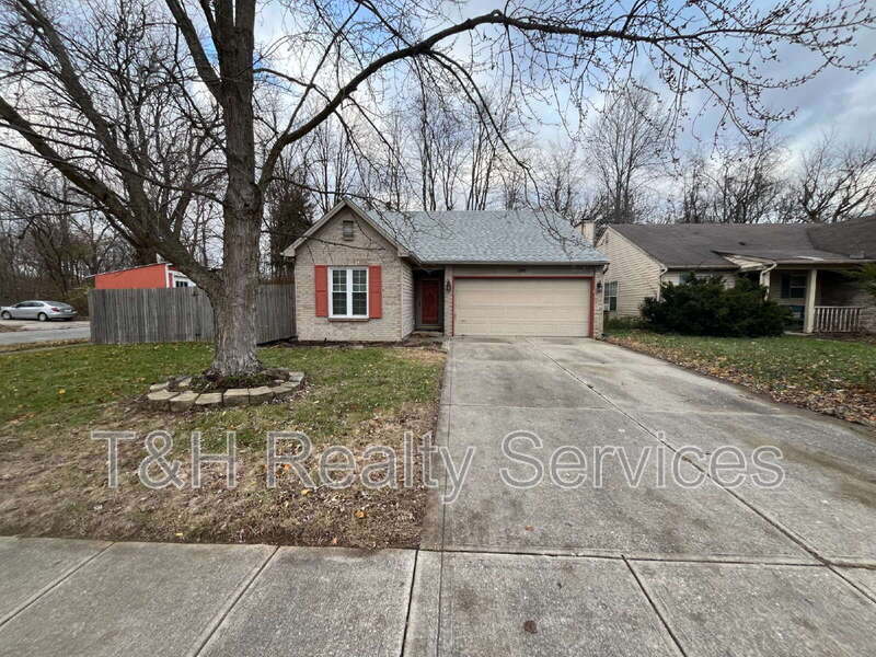 Indianapolis House: 8450 Country Club Boulevard