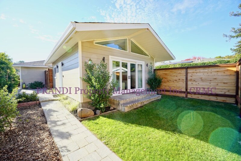 San Rafael Condo: 112 Kinross Drive