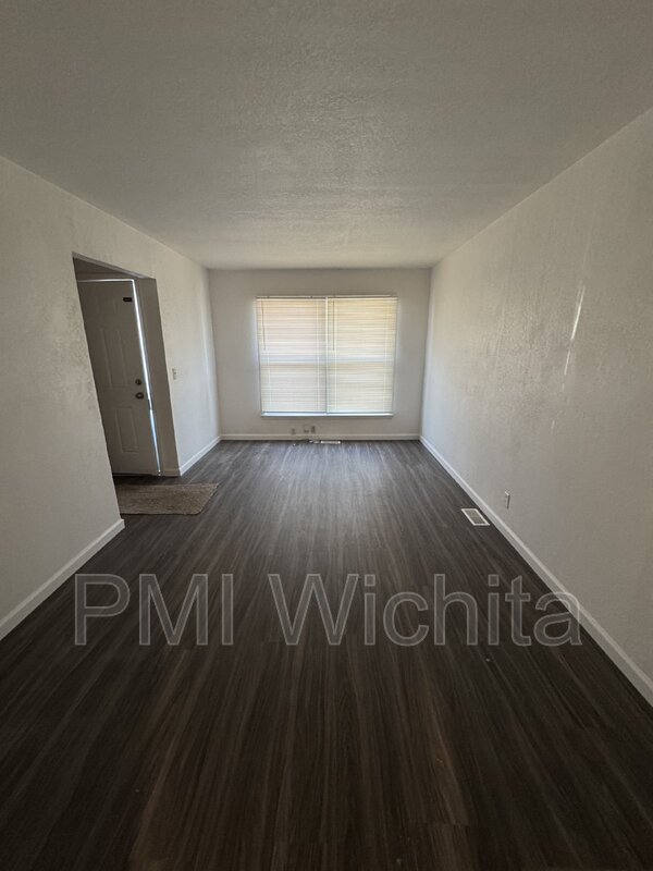 Wichita Condo: 2329 S Belmont St