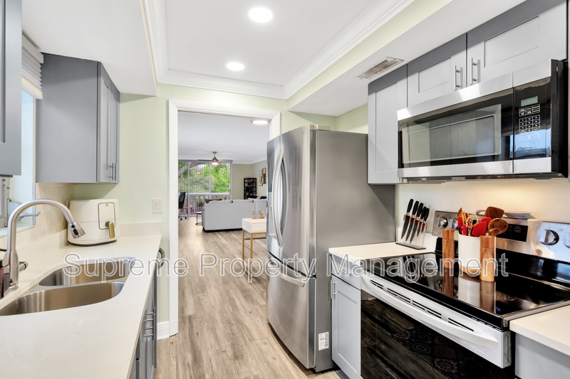 Clearwater Condo: 1001 Pearce Drive - 311