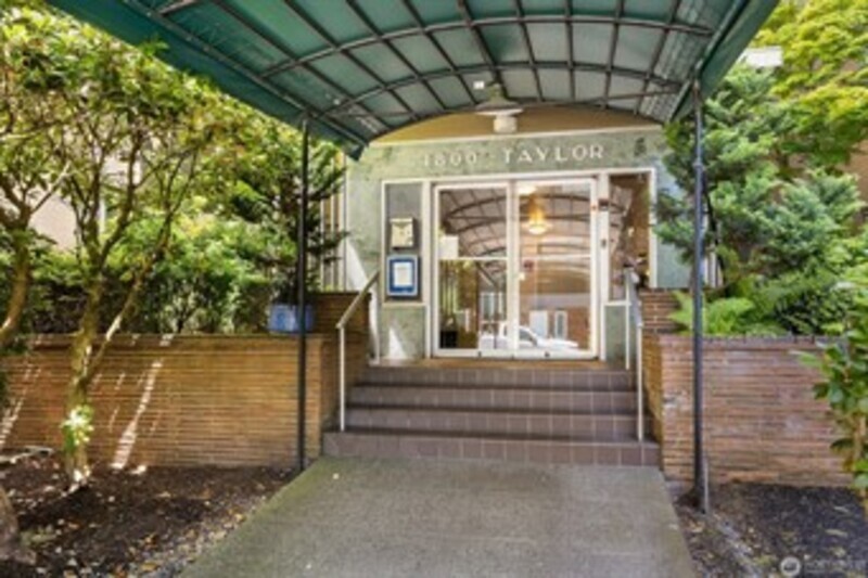 Seattle Condo: 1800 Taylor Ave N