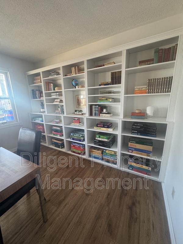 Peterborough House: 612 Romaine St.